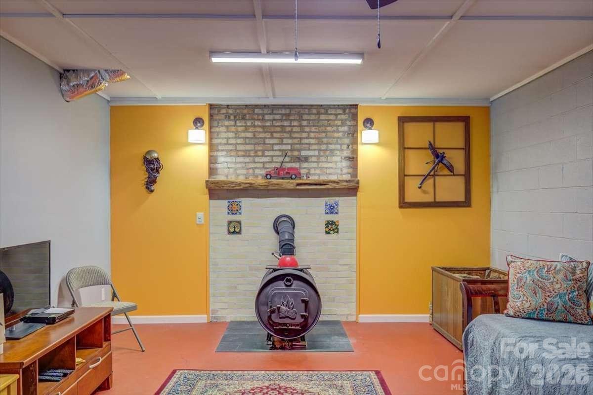 972 Harper Road Hendersonville, NC 28792 - Photo 21 of 28