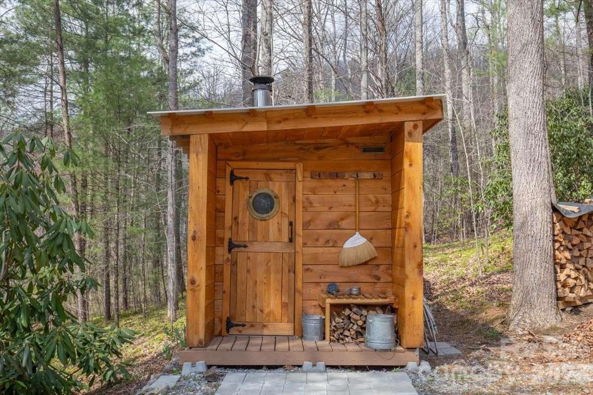 972 Harper Road Hendersonville, NC 28792 - Photo 23 of 28