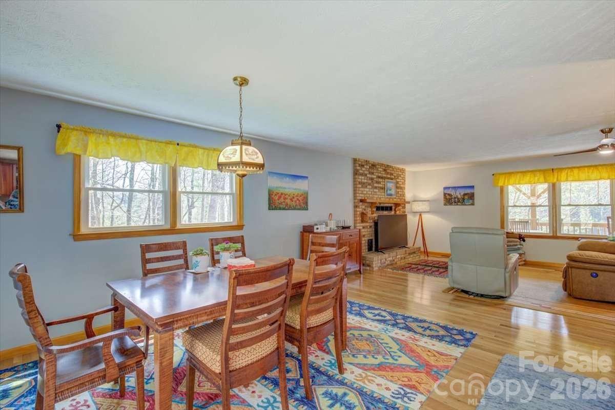 972 Harper Road Hendersonville, NC 28792 - Photo 6 of 28