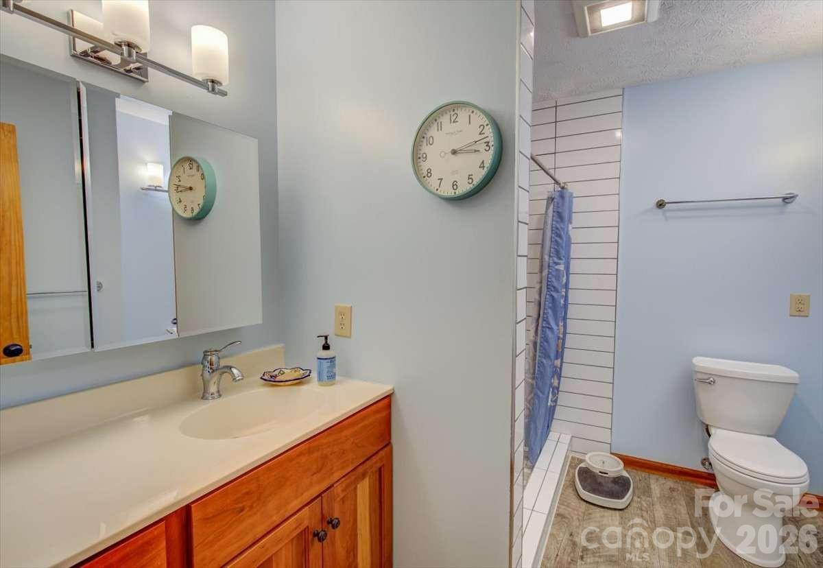 972 Harper Road Hendersonville, NC 28792 - Photo 10 of 28