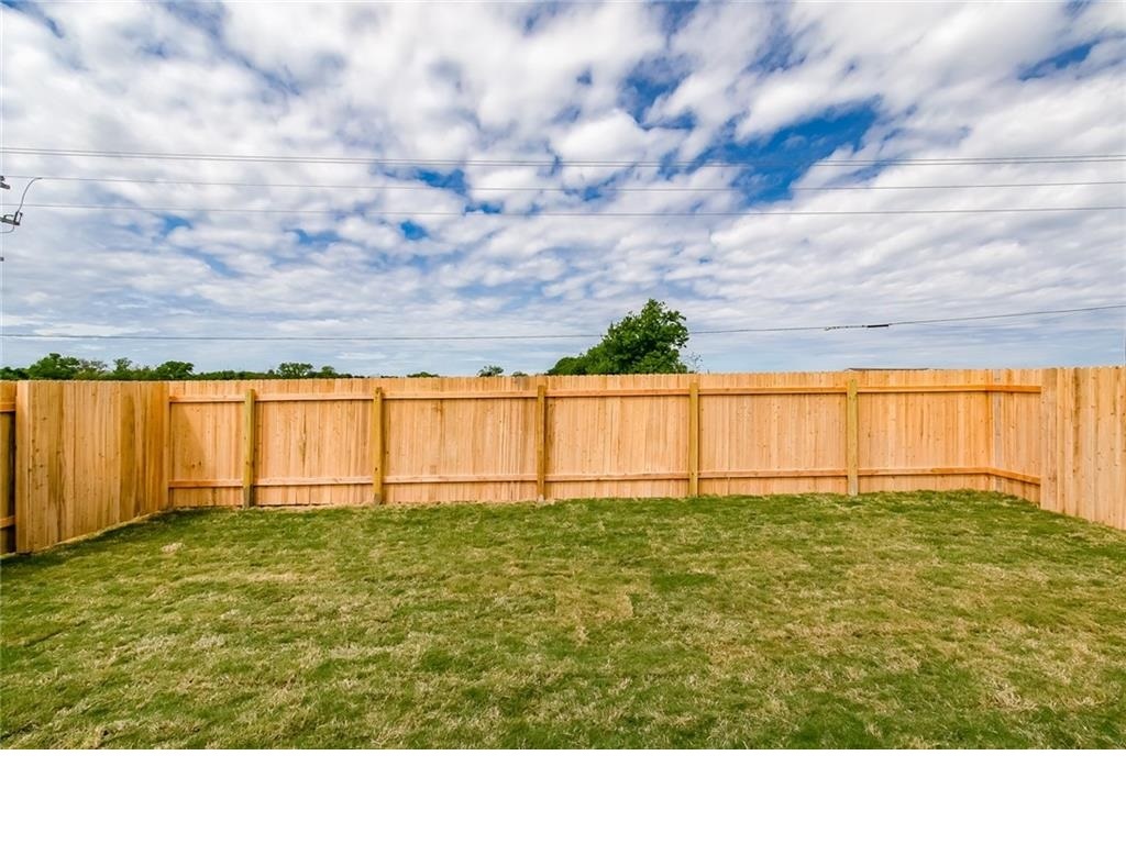 237 Unforgiven Lane Jarrell, TX 76537 - Photo 18 of 20 a view of an outdoor space