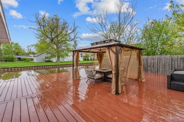 $400,000 | 34820 North Holman Avenue, Ingleside, IL 60041