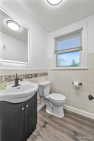 $400,000 | 34820 North Holman Avenue, Ingleside, IL 60041