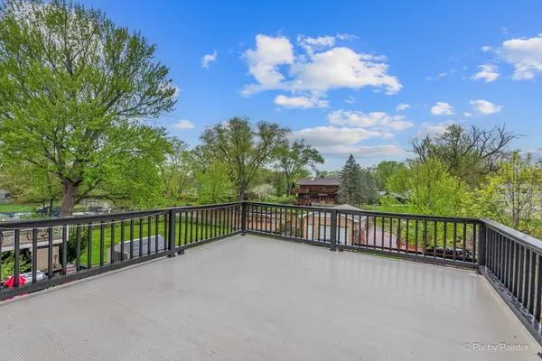 $400,000 | 34820 North Holman Avenue, Ingleside, IL 60041