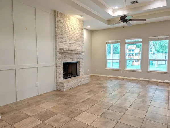 $2,800 | 87 Firestone Place, Meadowlakes, TX 78654