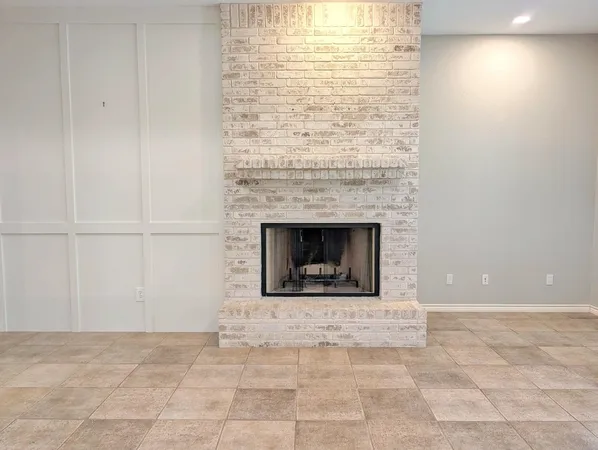 $2,800 | 87 Firestone Place, Meadowlakes, TX 78654