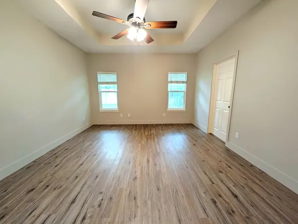 $2,800 | 87 Firestone Place, Meadowlakes, TX 78654