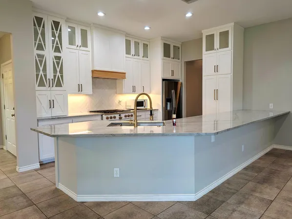 $2,800 | 87 Firestone Place, Meadowlakes, TX 78654