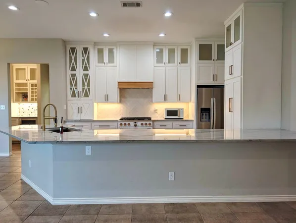 $2,800 | 87 Firestone Place, Meadowlakes, TX 78654