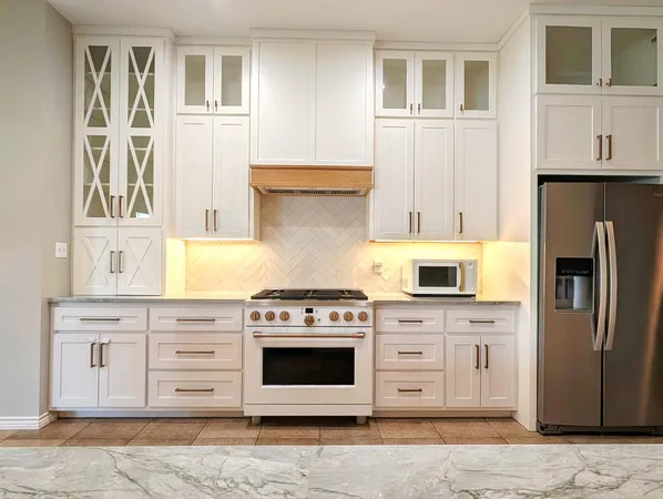 $2,800 | 87 Firestone Place, Meadowlakes, TX 78654