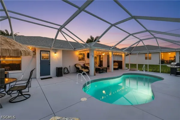 $2,800 | 2919 Southwest 25th Street, Cape Coral, FL 33914