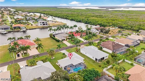 $2,800 | 2919 Southwest 25th Street, Cape Coral, FL 33914
