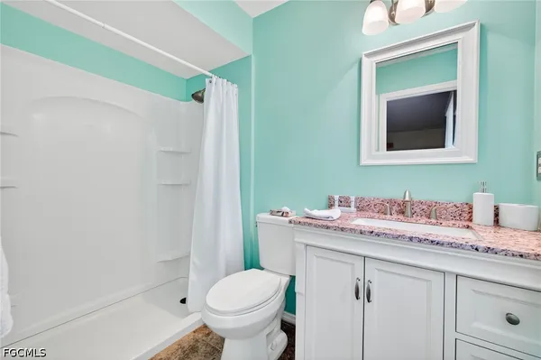 $2,800 | 2919 Southwest 25th Street, Cape Coral, FL 33914
