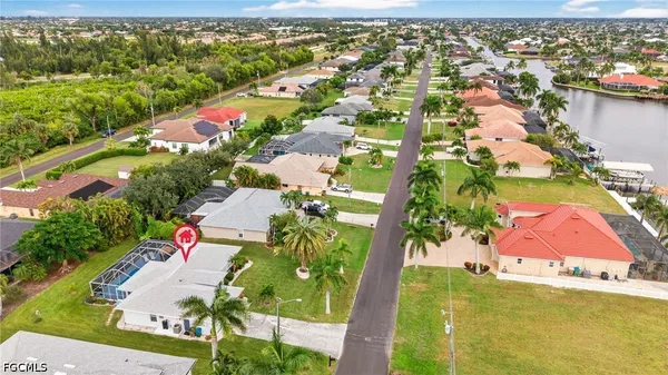 $2,800 | 2919 Southwest 25th Street, Cape Coral, FL 33914