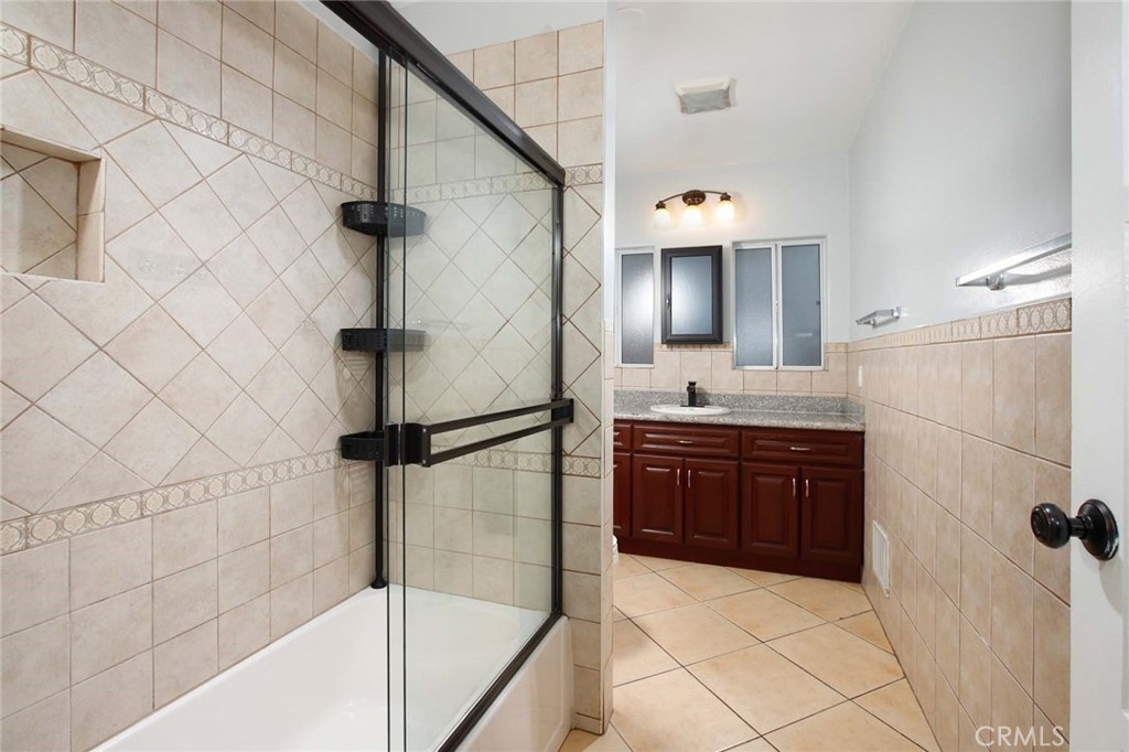 822 Monterey Road Glendale, CA 91206 - Photo 23 of 51 Gallery Image 23