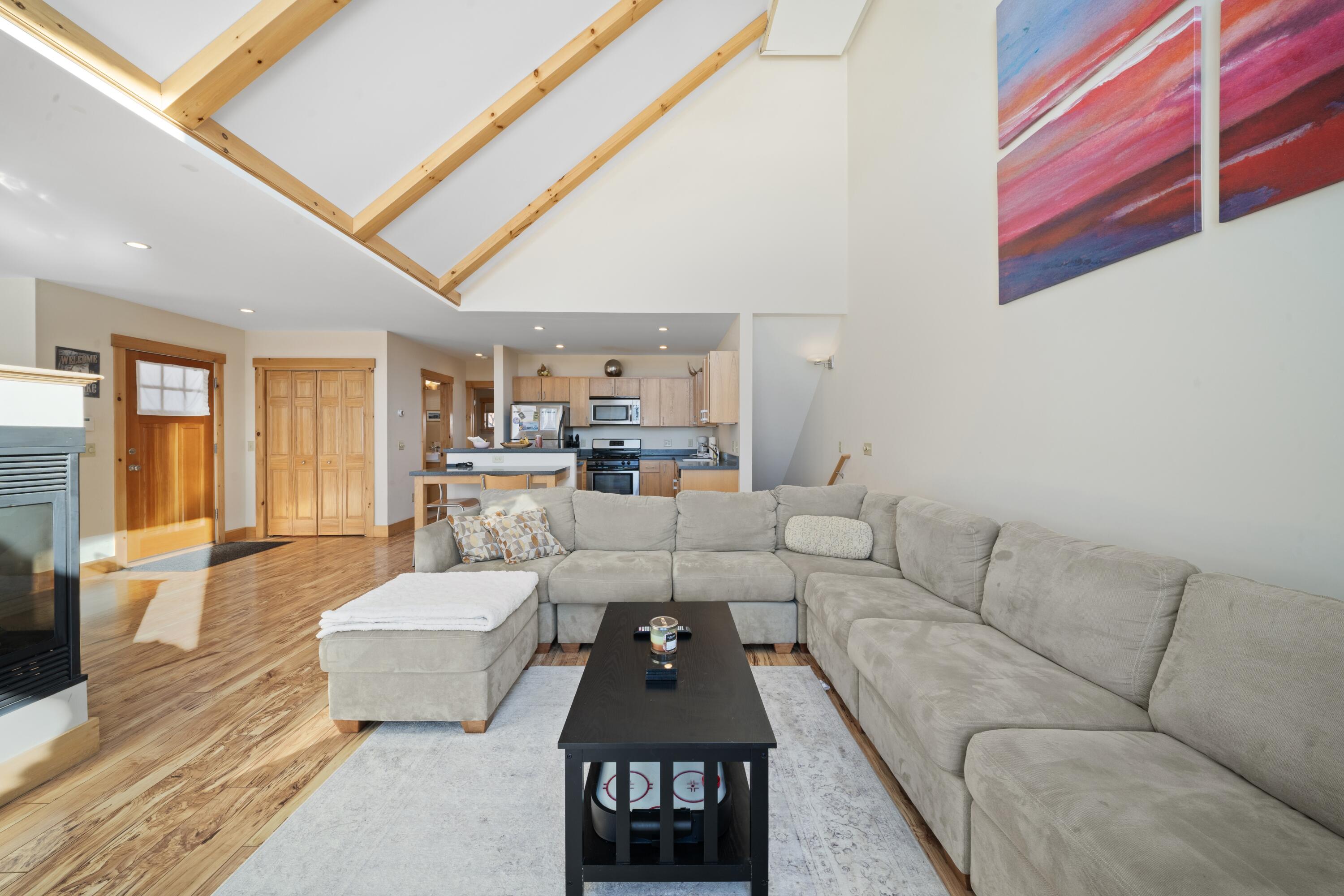 42 Whip Willow Farm Road, Unit 19 Rangeley, ME 04970 - Photo 15 of 51 Living