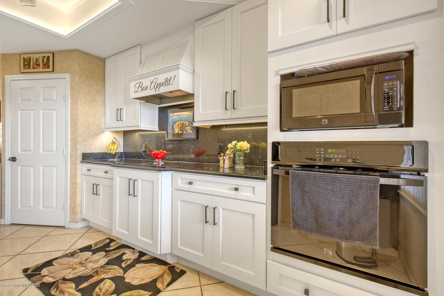 100 Riverside Drive, Unit 802 Cocoa, FL 32922 - Photo 7 of 24 Remodeled Kitchen