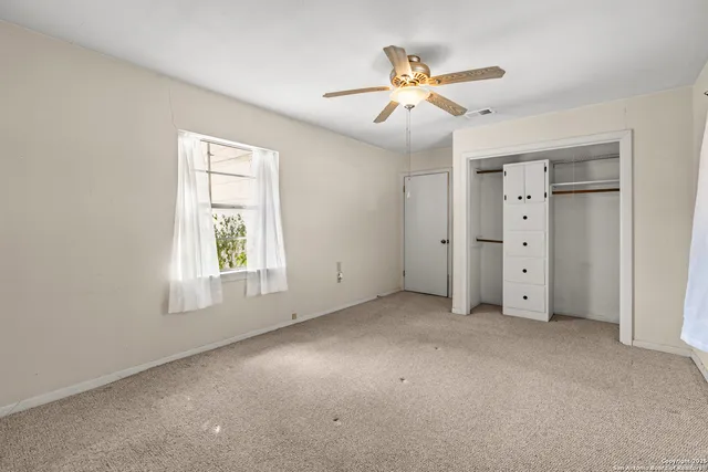 $239,900 | 663 County Road 664, Devine, TX 78016