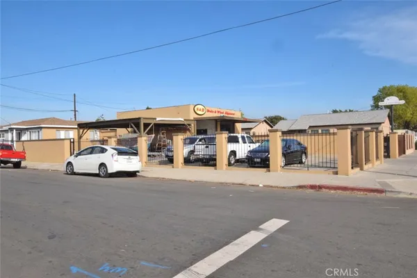 $1,230,000 | 725 West Gardena Boulevard, Gardena, CA 90247