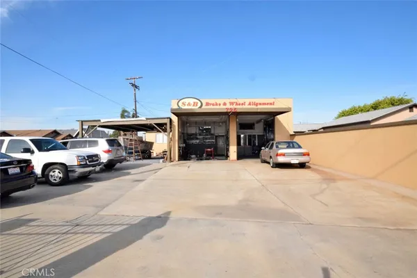 $1,230,000 | 725 West Gardena Boulevard, Gardena, CA 90247