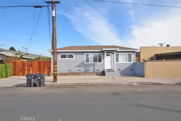 $1,230,000 | 725 West Gardena Boulevard, Gardena, CA 90247