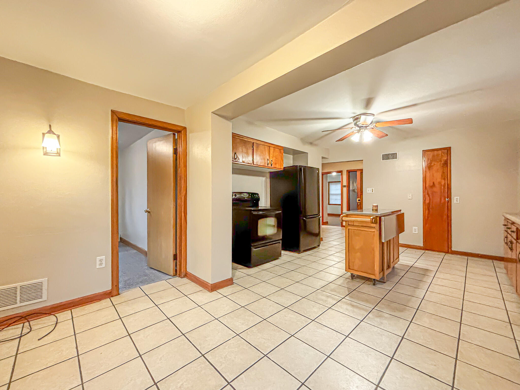 3723 South 18th Street, Unit 3725 Milwaukee, WI 53221 - Photo 13 of 28 Kitchen (Lower)