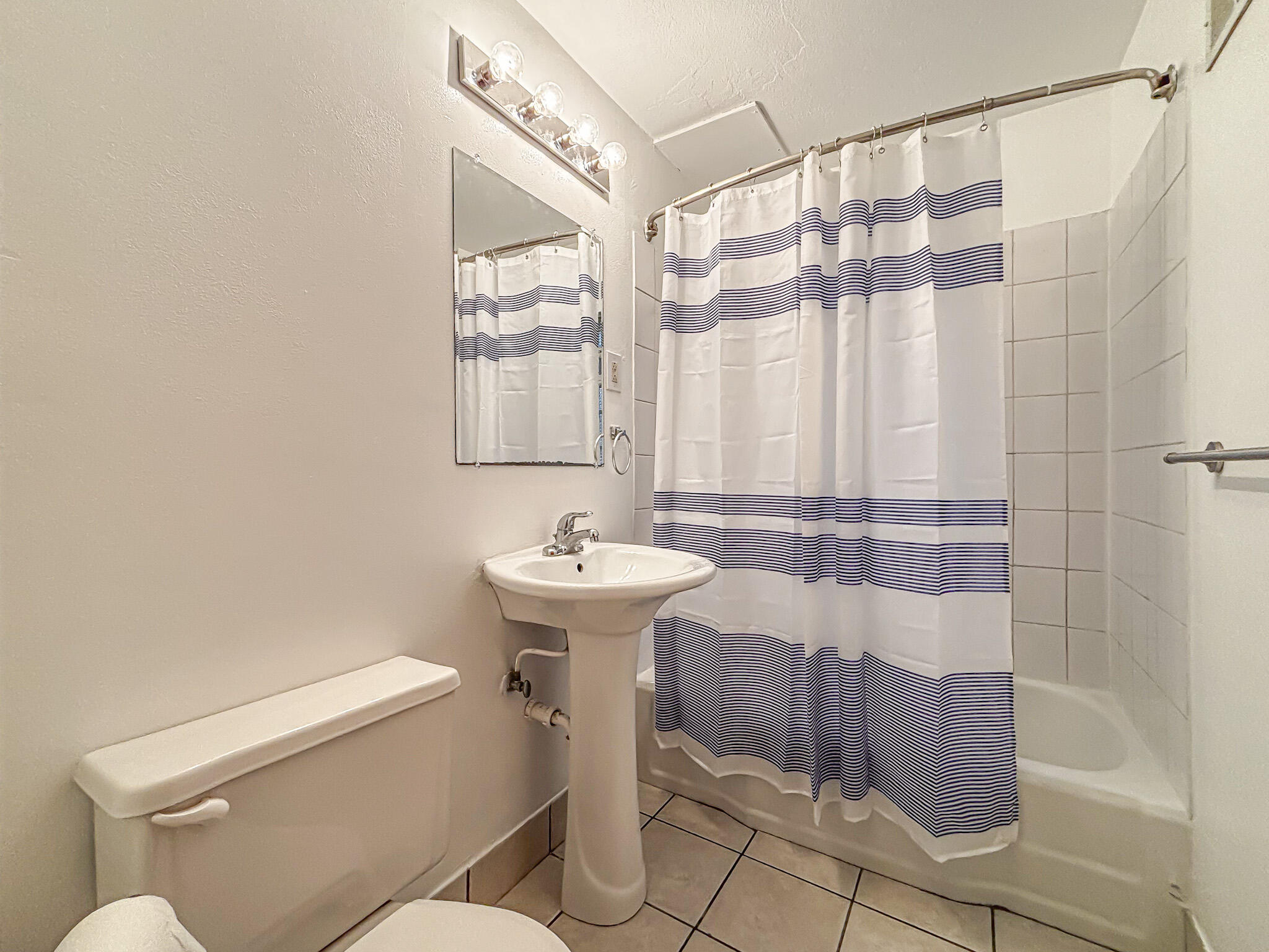 3723 South 18th Street, Unit 3725 Milwaukee, WI 53221 - Photo 14 of 28 Bathroom (Lower)