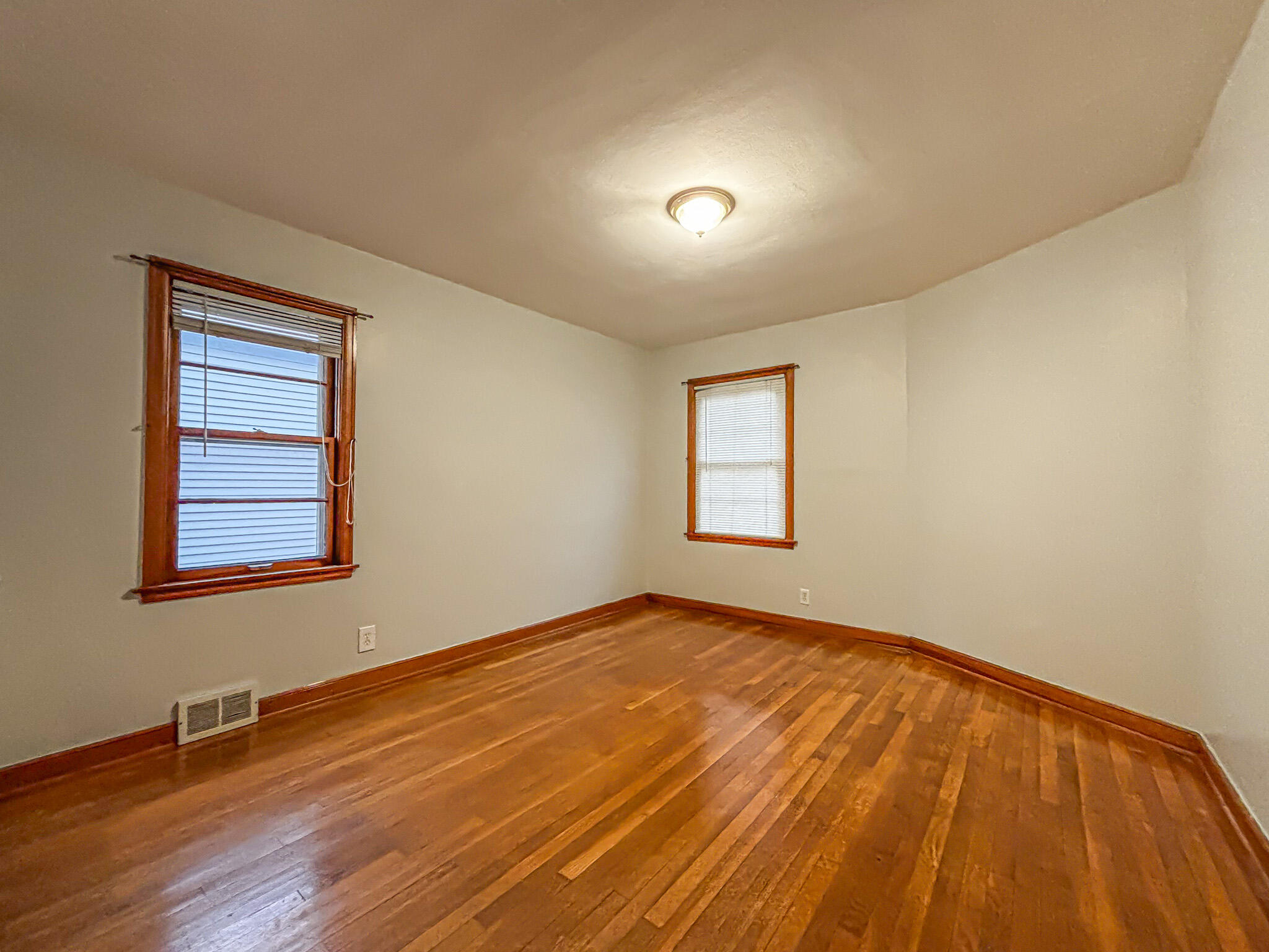 3723 South 18th Street, Unit 3725 Milwaukee, WI 53221 - Photo 15 of 28 Bedroom (Lower)