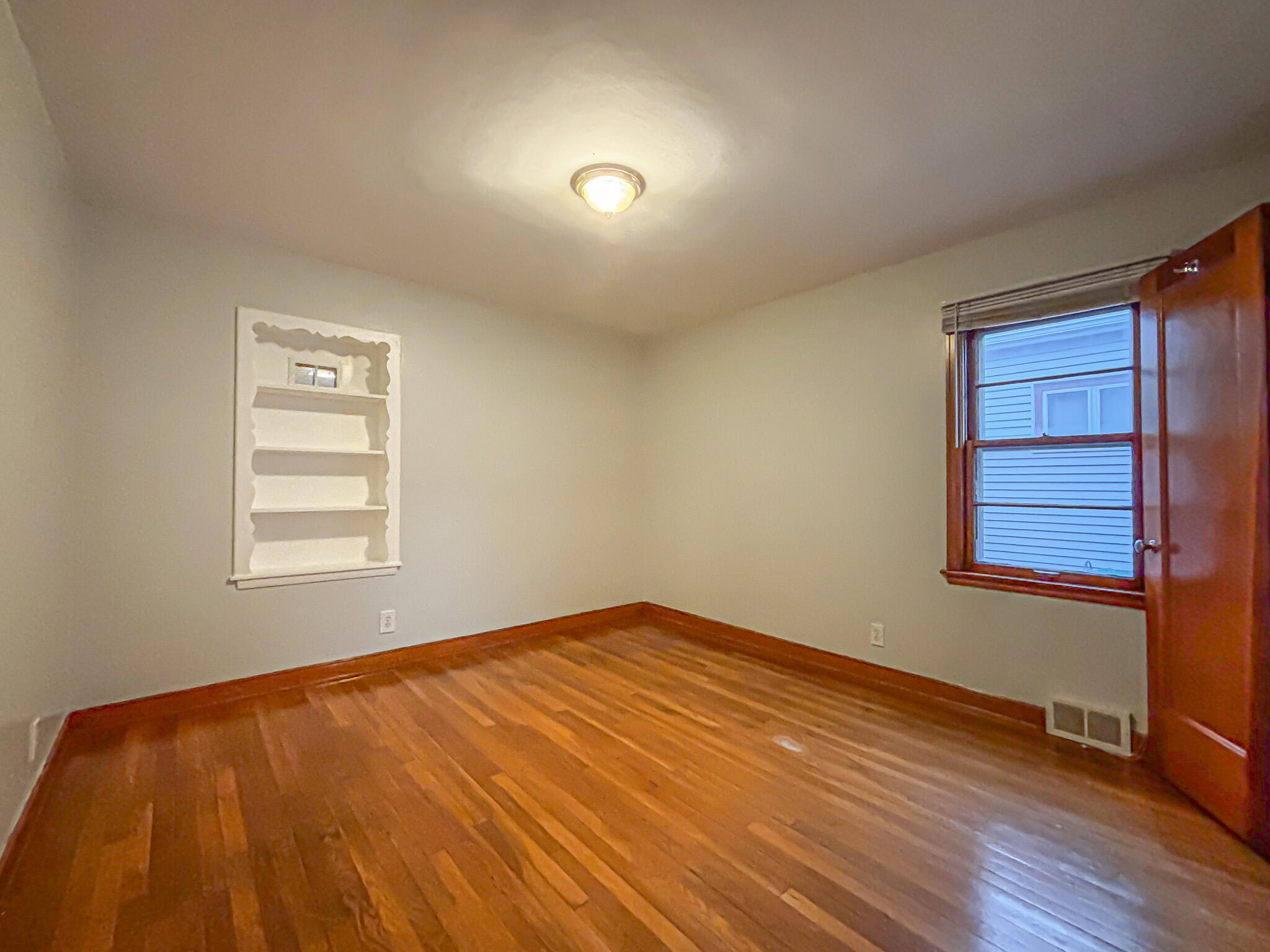 3723 South 18th Street, Unit 3725 Milwaukee, WI 53221 - Photo 16 of 28 Bedroom (Lower)