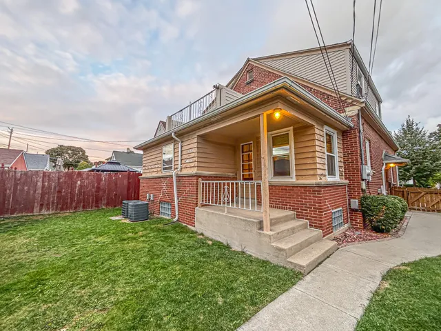 $349,900 | 3723 South 18th Street, Unit 3725, Milwaukee, WI 53221