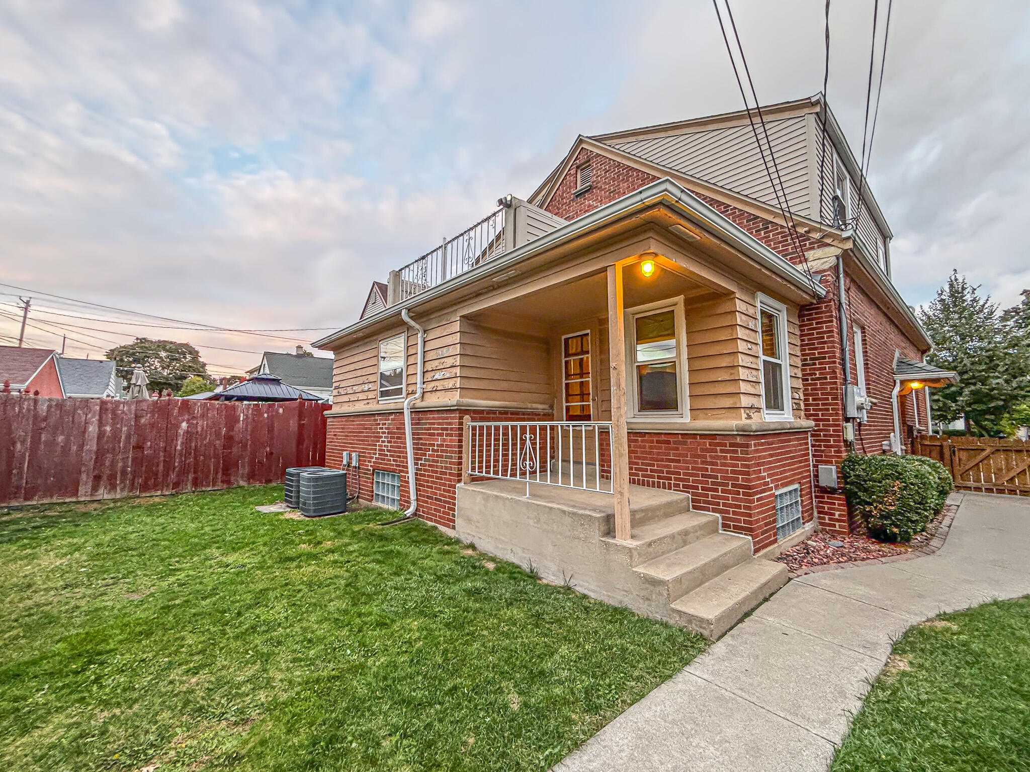 3723 South 18th Street, Unit 3725 Milwaukee, WI 53221 - Photo 27 of 28 Exterior Rear