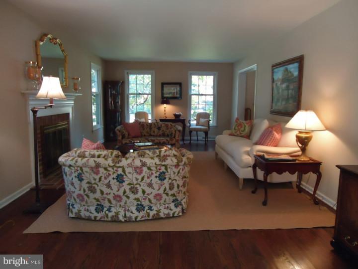 630 Foxfields Road Bryn Mawr, PA 19010 - Photo 12 of 24 Living Room