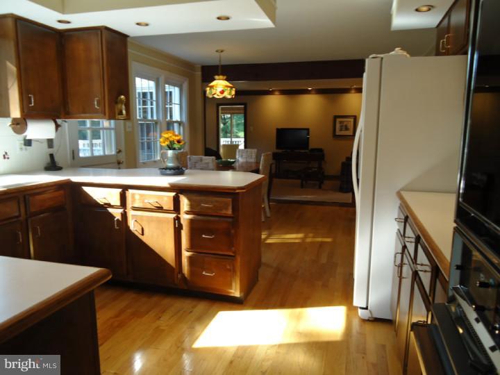 630 Foxfields Road Bryn Mawr, PA 19010 - Photo 19 of 24 Kitchen
