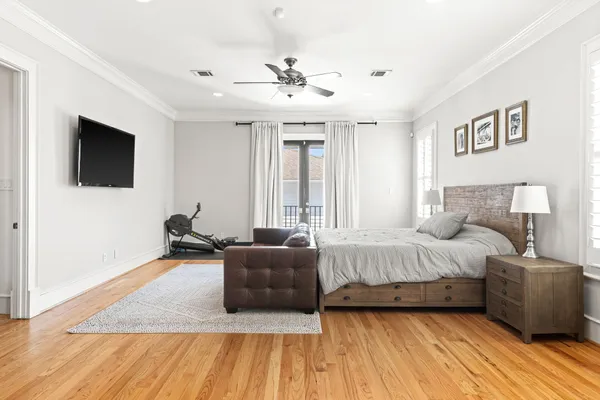 $1,850,000 | 1216 Arlington Street, Houston, TX 77008