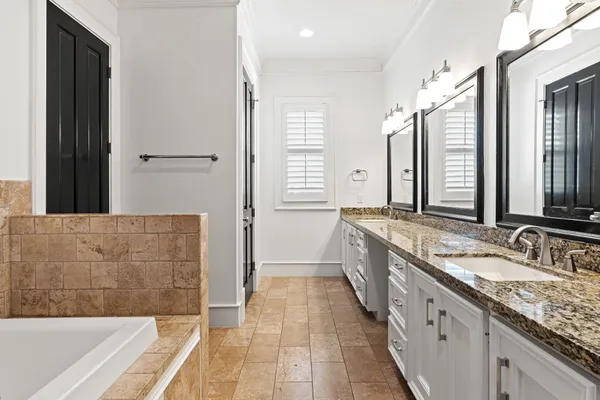 $1,850,000 | 1216 Arlington Street, Houston, TX 77008