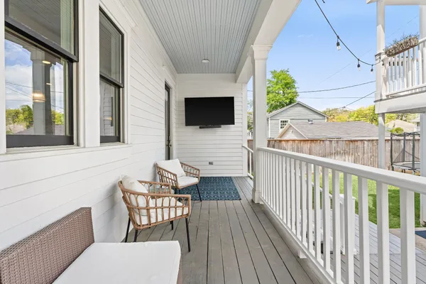 $1,850,000 | 1216 Arlington Street, Houston, TX 77008