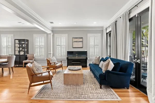 $1,850,000 | 1216 Arlington Street, Houston, TX 77008