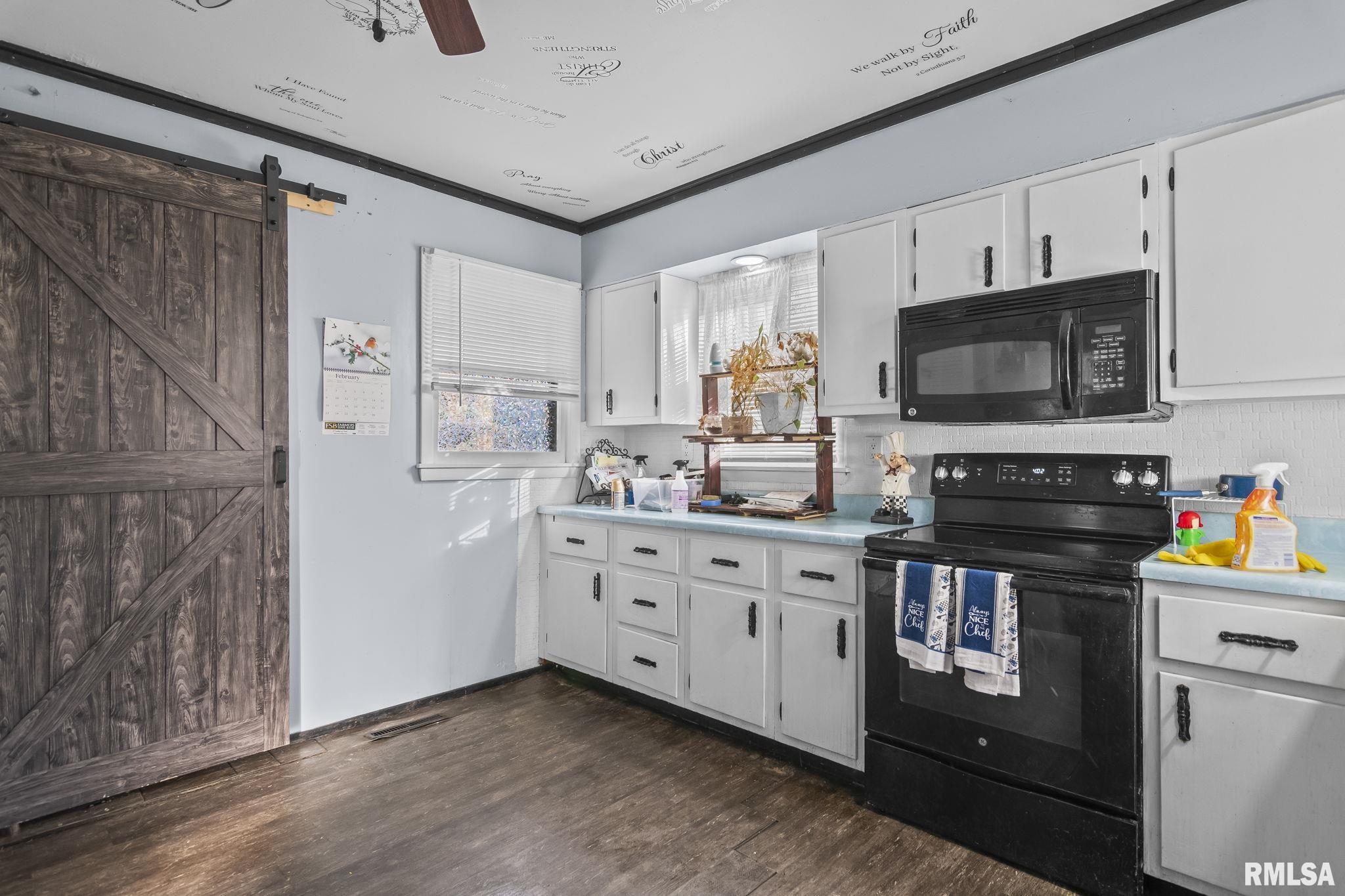 321 North Main Street White Hall, IL 62092 - Photo 12 of 26