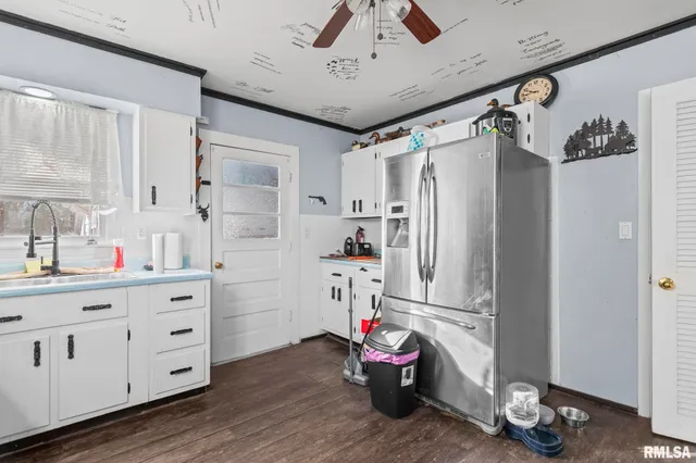 $74,500 | 321 North Main Street, White Hall, IL 62092