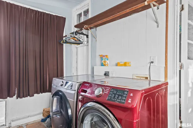 $74,500 | 321 North Main Street, White Hall, IL 62092