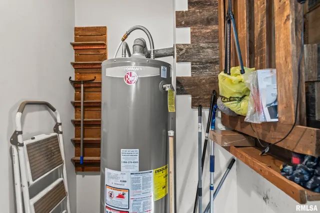 $74,500 | 321 North Main Street, White Hall, IL 62092