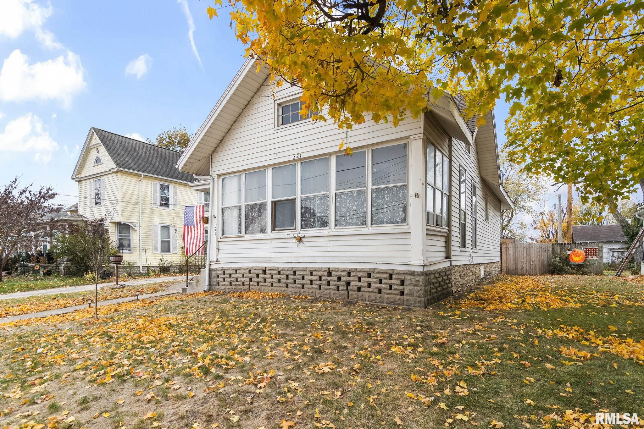 321 North Main Street White Hall, IL 62092 - Photo 3 of 26