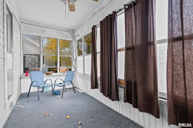 $74,500 | 321 North Main Street, White Hall, IL 62092