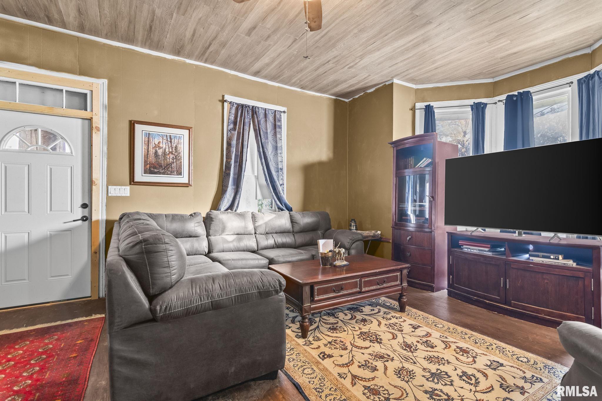 321 North Main Street White Hall, IL 62092 - Photo 6 of 26