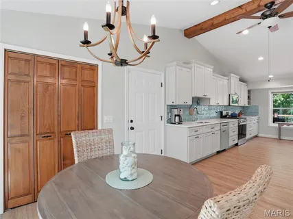 $595,000 | 60 Wilderness Lane, Defiance, MO 63341