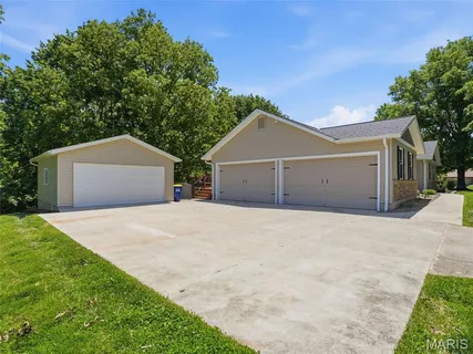 $595,000 | 60 Wilderness Lane, Defiance, MO 63341