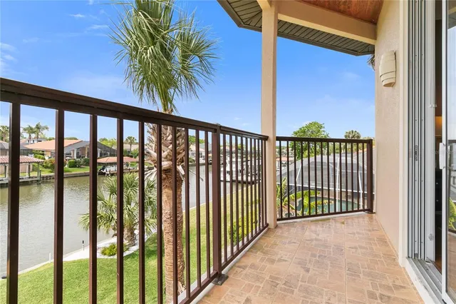 $1,850,000 | 2 Caitlin Court, Palm Coast, FL 32137