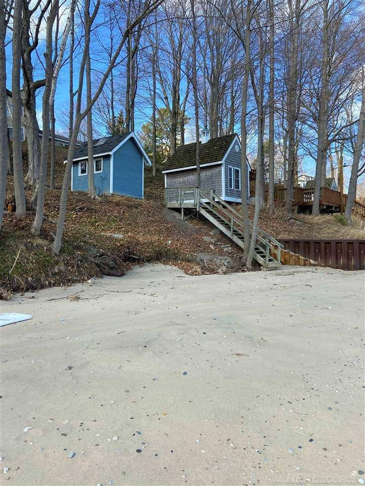 2375 Lakeshore Road Applegate, MI 48401 - Photo 9 of 36