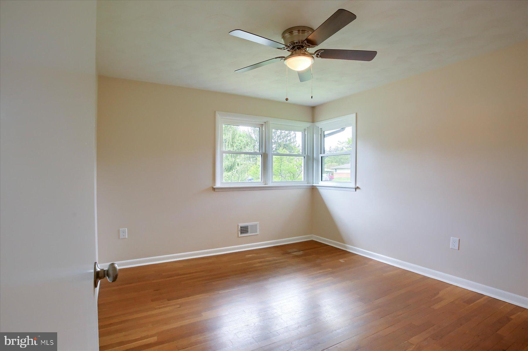 22 Boeing Road New Cumberland, PA 17070 - Photo 17 of 40