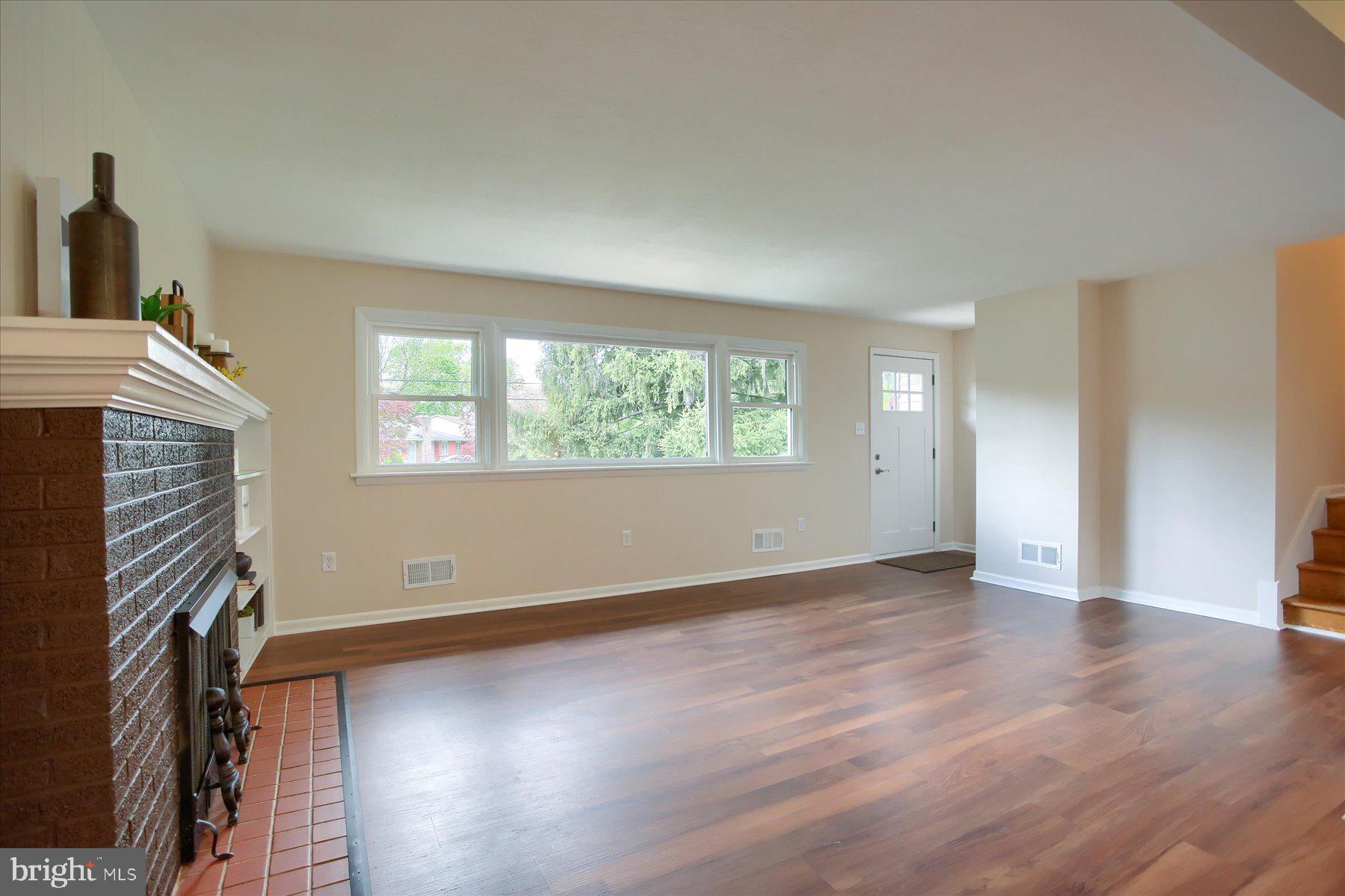 22 Boeing Road New Cumberland, PA 17070 - Photo 7 of 40